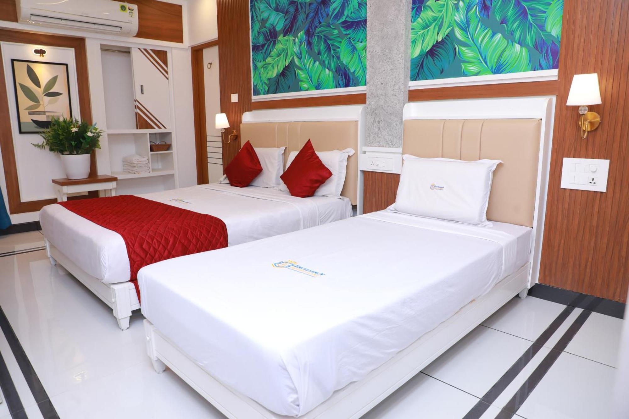 Excellency Airport Hotel Kochi Exteriér fotografie