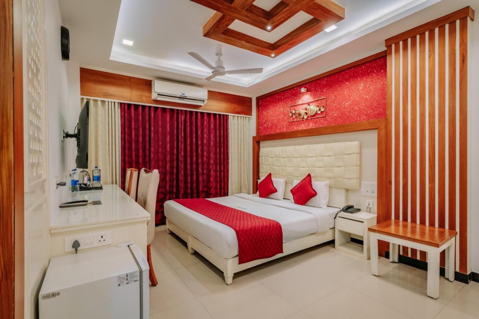 Excellency Airport Hotel Kochi Exteriér fotografie